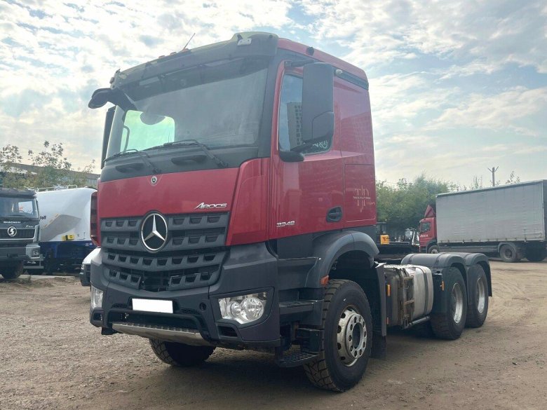 Седельный тягач mercedes-benz arocs