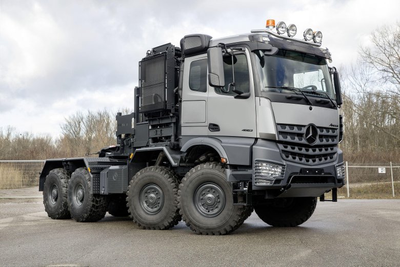 Mercedes Arocs 8x8