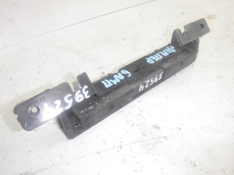 Демпфер в бампере Хонда Аккорд 7