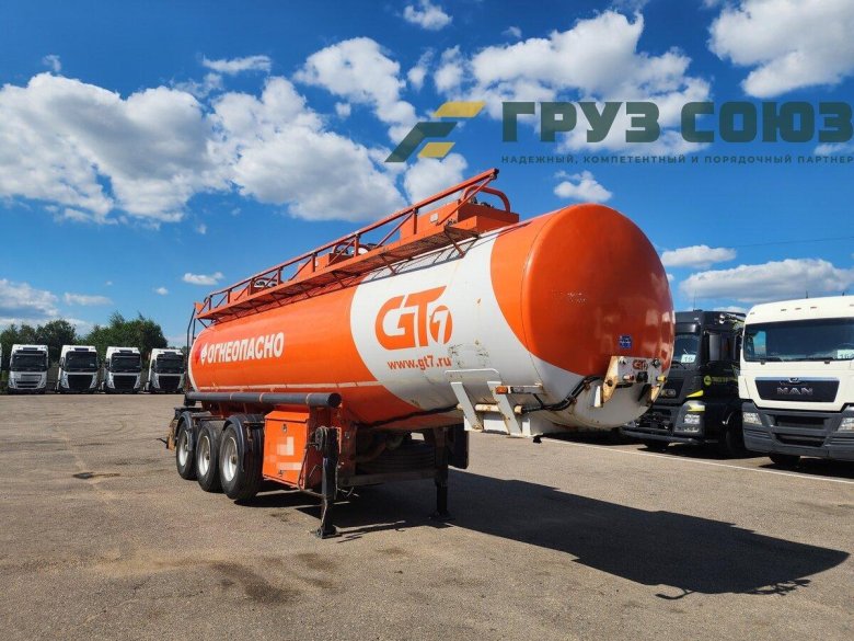 Полуприцеп цистерна бензовоз