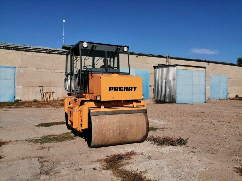 Каток вибрационный ду-98