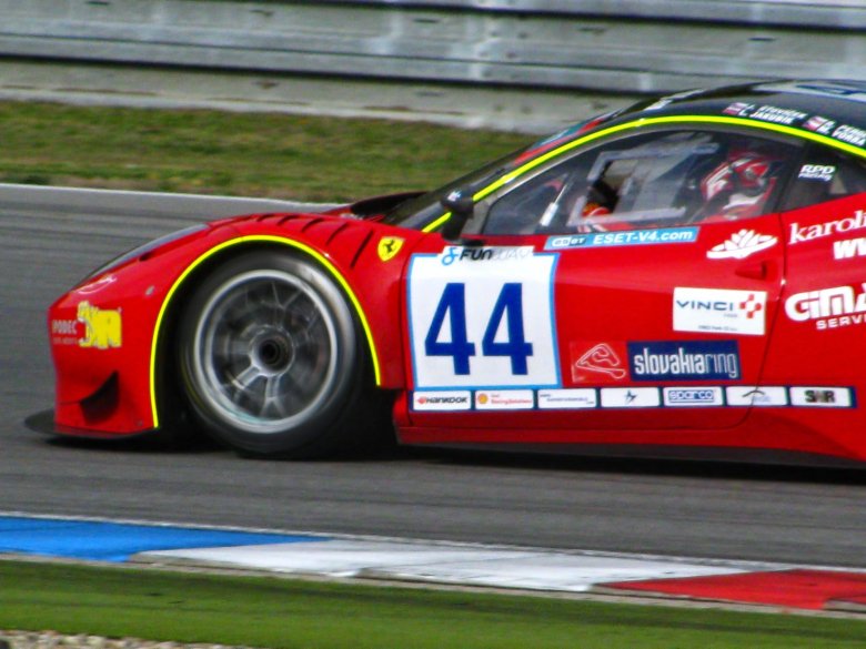 Номера гоночных машин