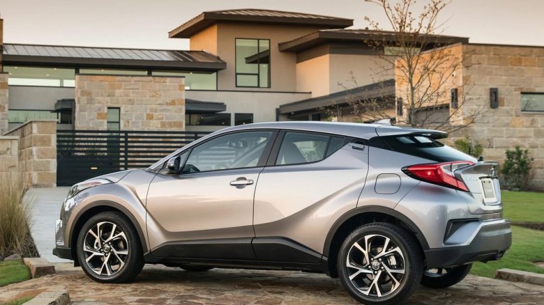 Тойота Chr 2019