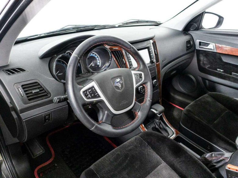 Iran khodro dena салон