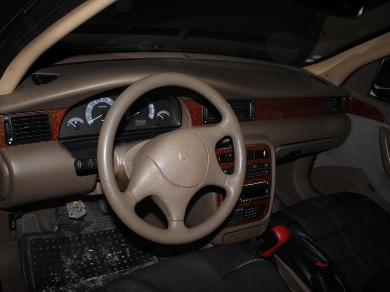 Iran Khodro Samand 2007 салон