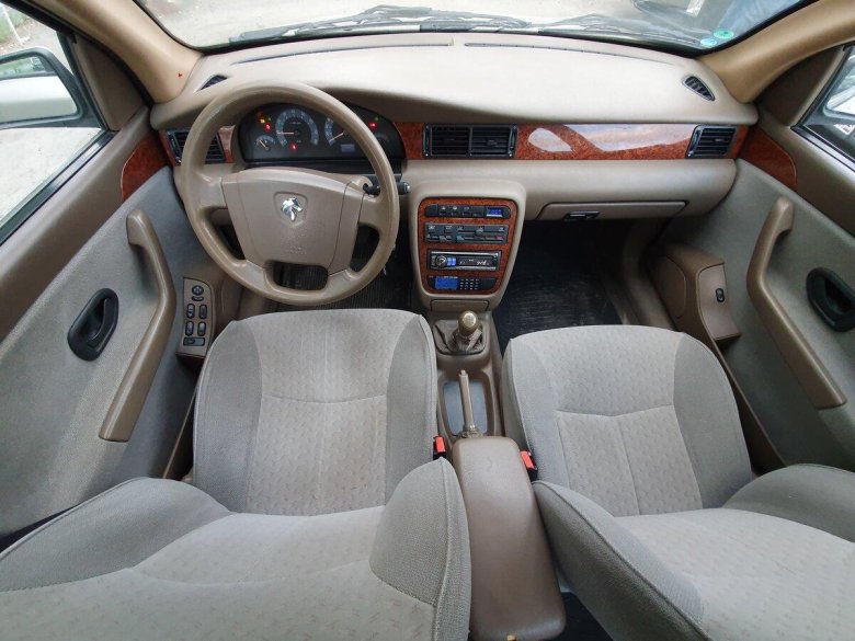 Iran Khodro Samand салон