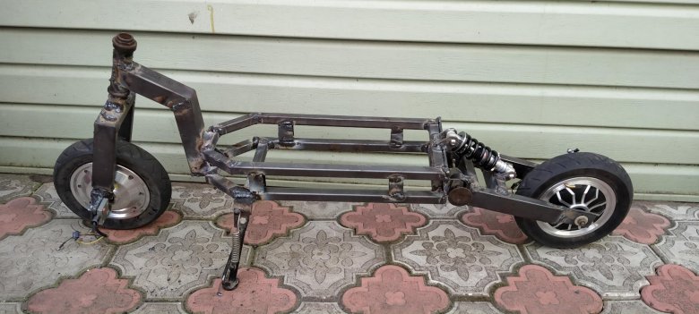 Электросамокат из гироскутера