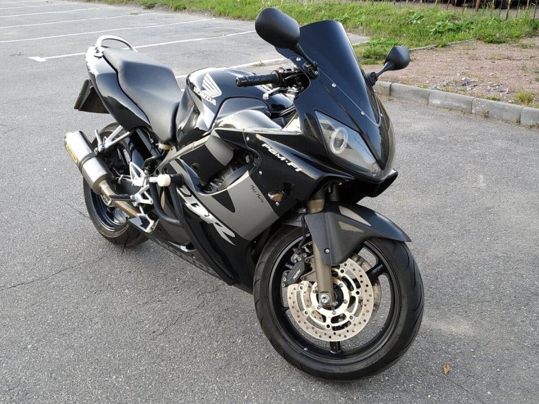 Honda cbr600f Black