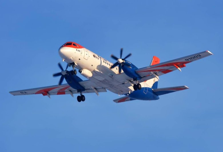 Турбовинтовой самолет ил-114