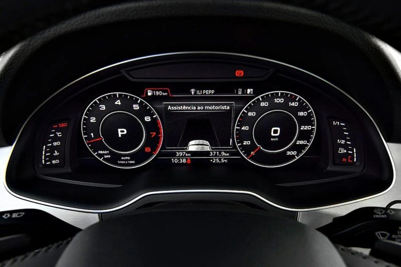 Audi q7 приборная панель