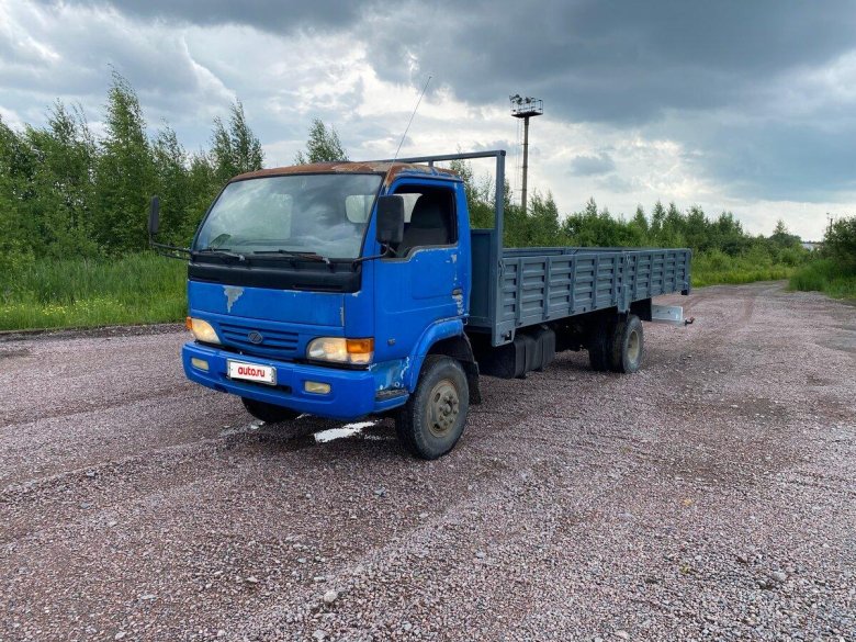 Бортовой грузовик