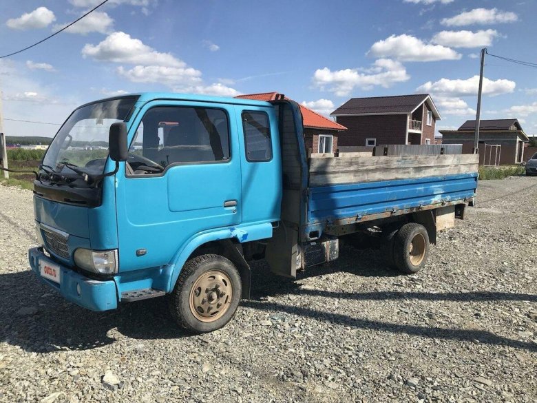 Бортовой грузовик