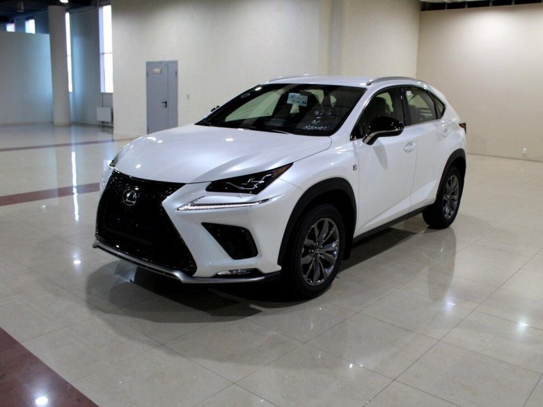 Лексус NX 300 белый
