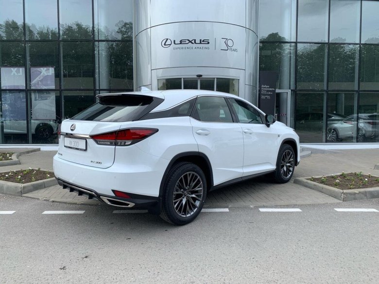 Lexus RX 2021