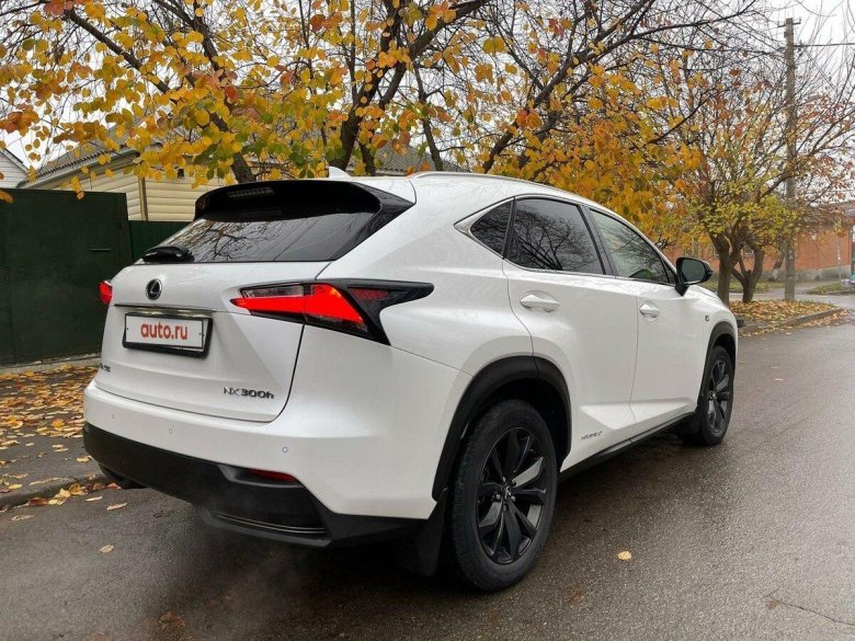 Lexus nx i