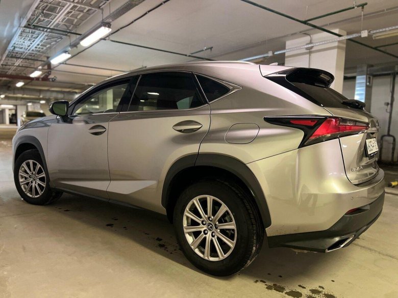 Lexus nx i