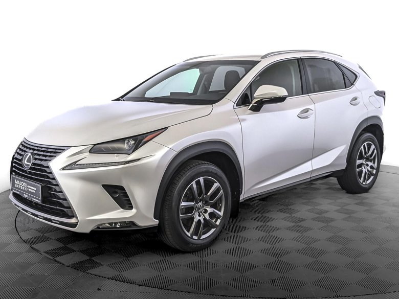 Lexus nx 300 2021