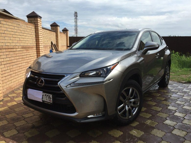 Lexus NX 200 I