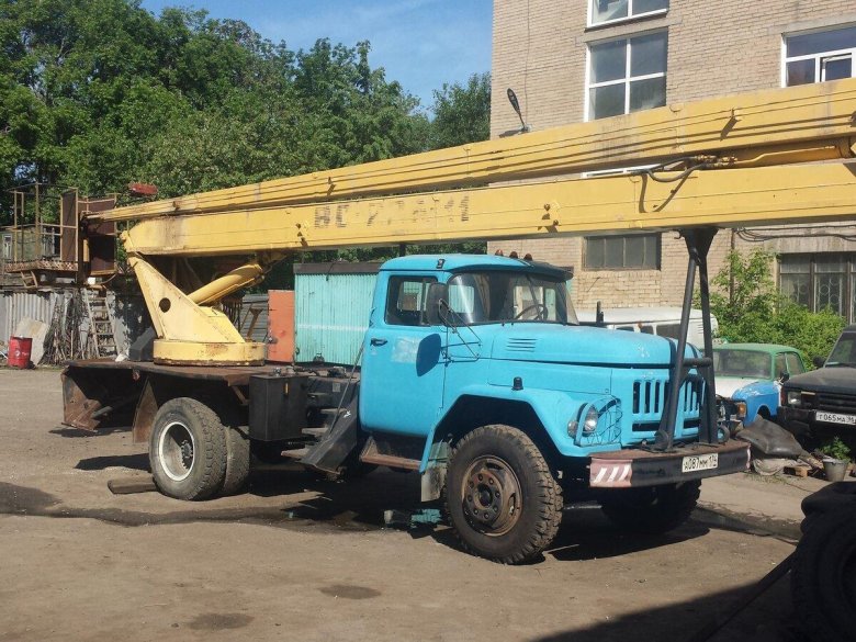 Автовышка зил