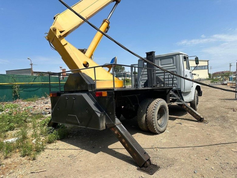 Автовышка зил