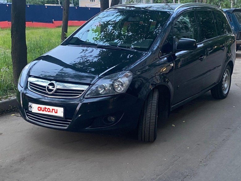 Opel zafira 2011