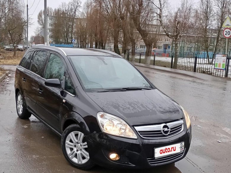 Opel zafira 2011