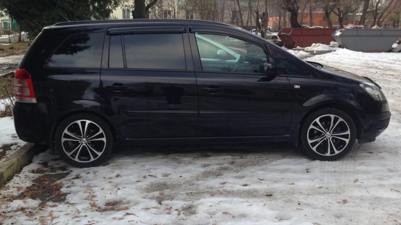 Опель Зафира 2008 черный