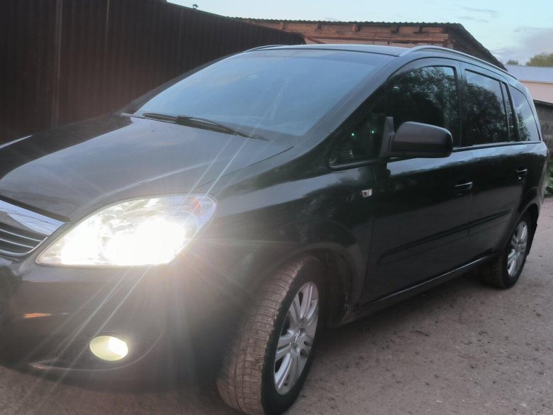 Opel zafira 2011