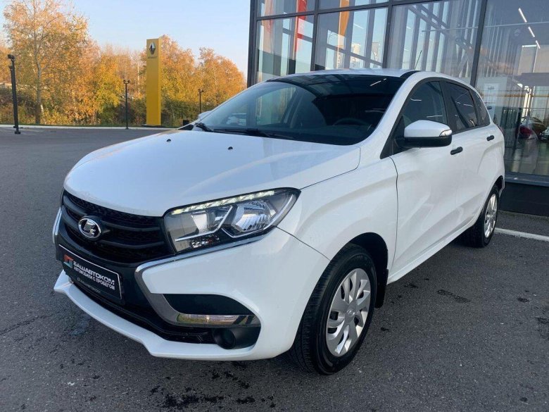 Дефлектор на капот Икс Рей