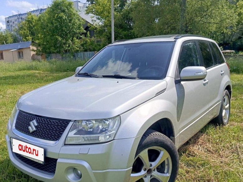 Suzuki grand vitara 2011