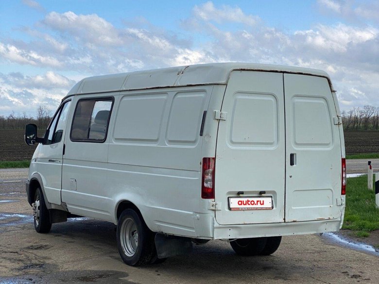 Газ 2705 цельнометаллический фургон