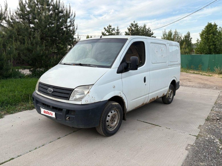 Цельнометаллический фургон максус