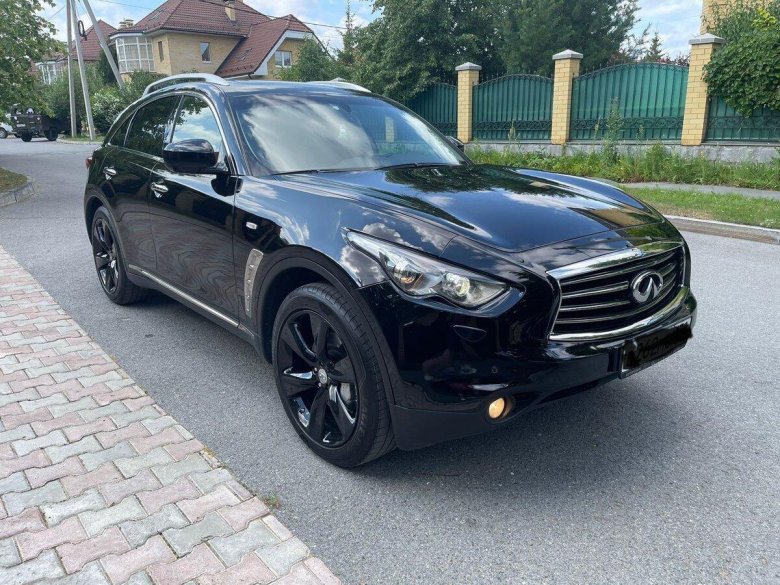Infiniti qx70 черный