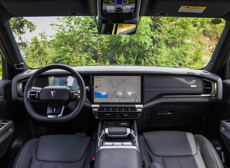 Электрический внедорожник