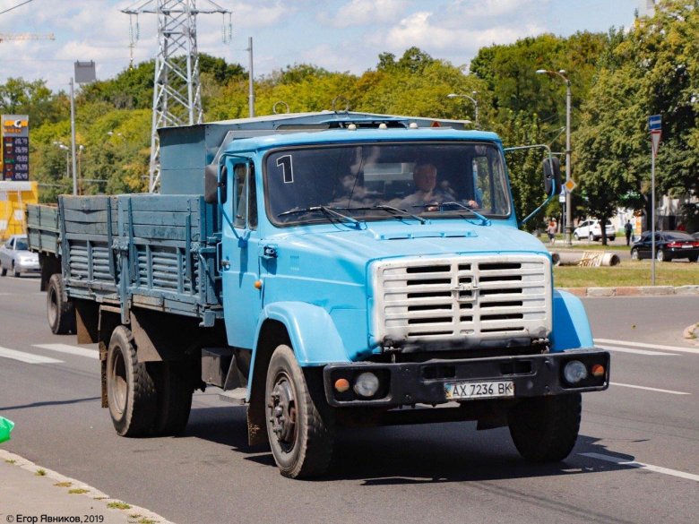 ЗИЛ-4331 грузовой бортовой