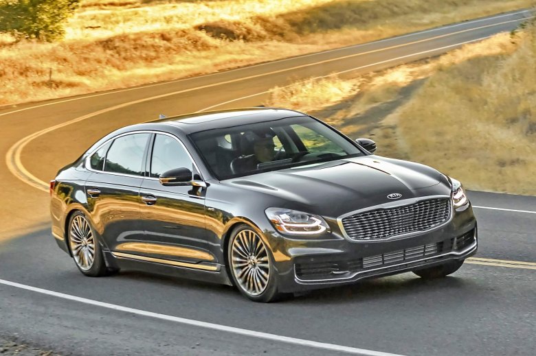 Седан Kia к900