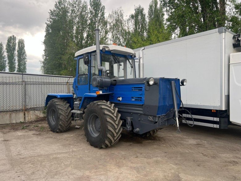 Трактор хтз т 150