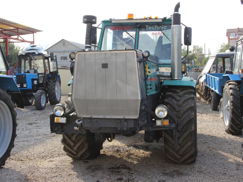 Трактор хтз т 150