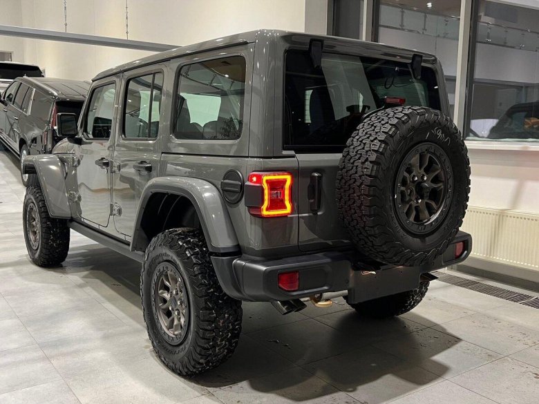 Jeep wrangler 4 door
