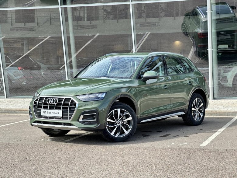 Ауди кроссовер за 10 миллионов