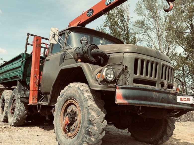 Зил 131 с манипулятором