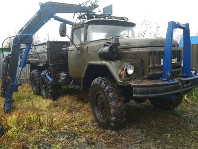 Зил 131 с манипулятором