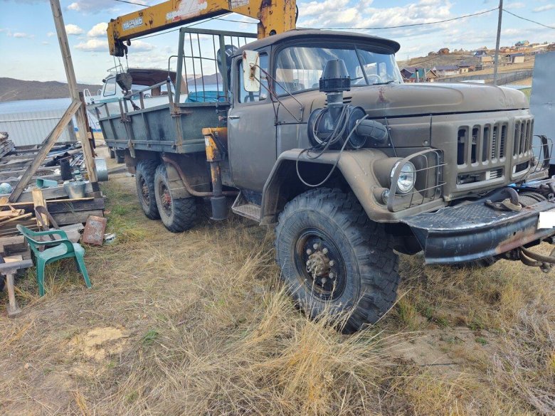 Зил 131 с манипулятором