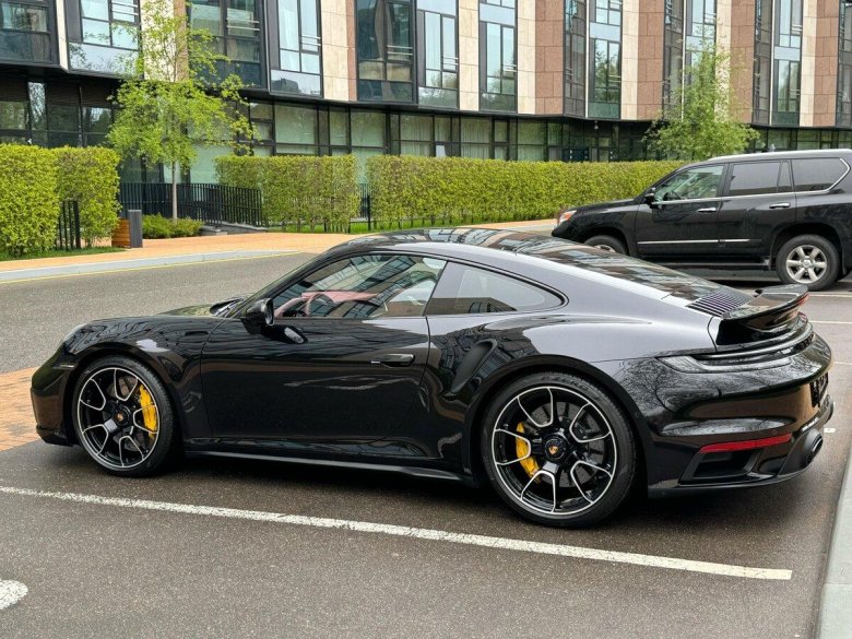 Porsche 911 turbo s 992