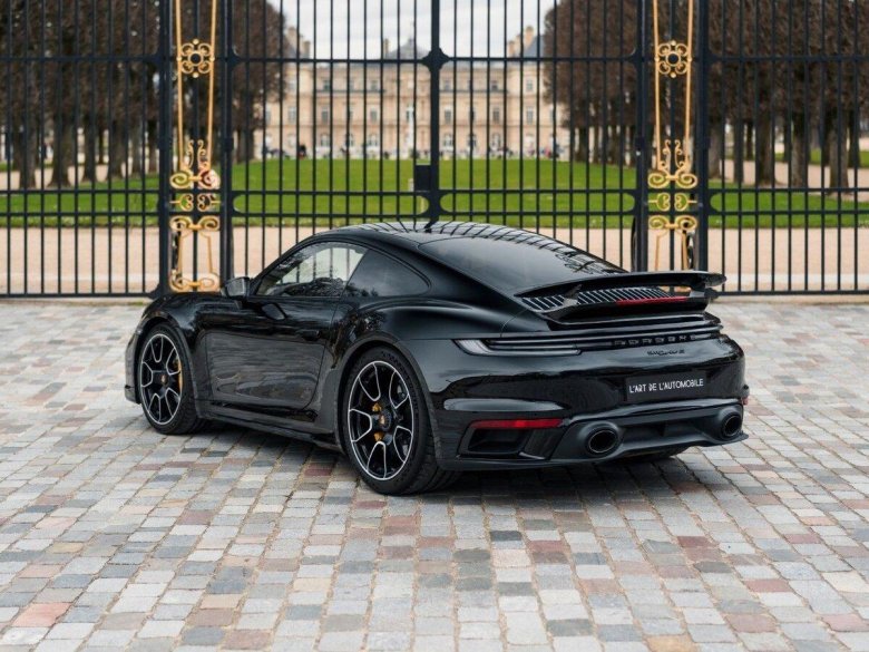 Porsche 911 turbo s 992