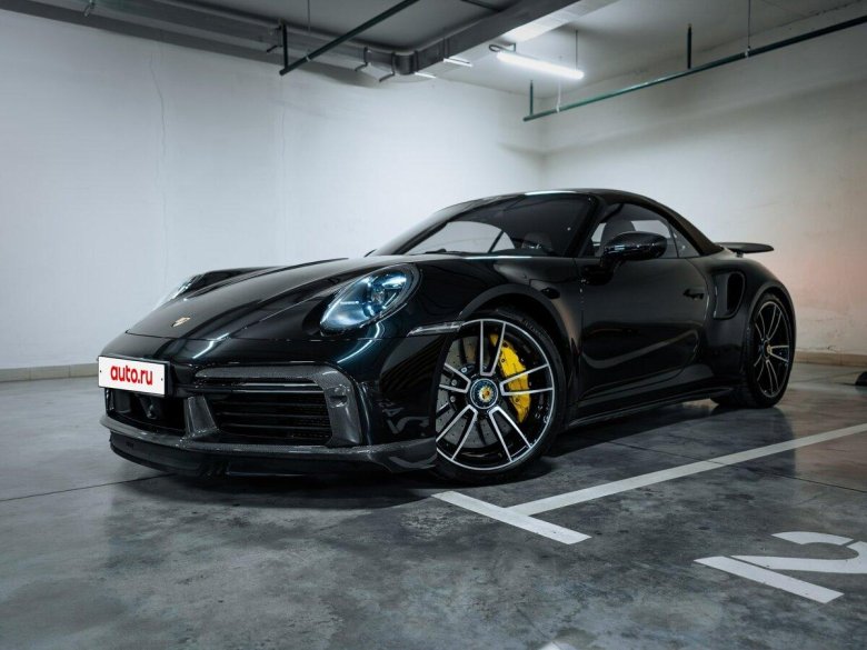 Черный порше 911