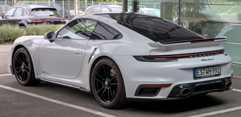 Porsche 992 Turbo