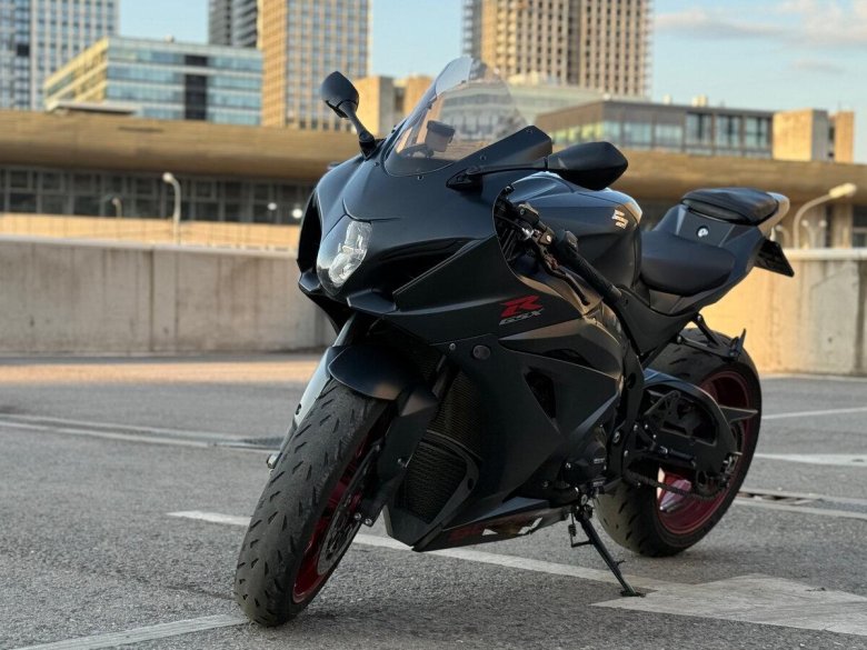 Suzuki gsx r 1000