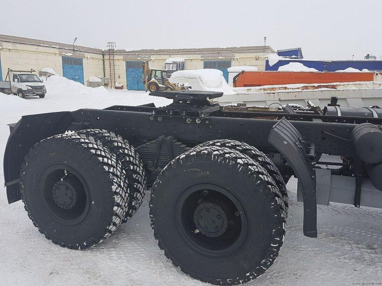 КАМАЗ-65225 седельный тягач