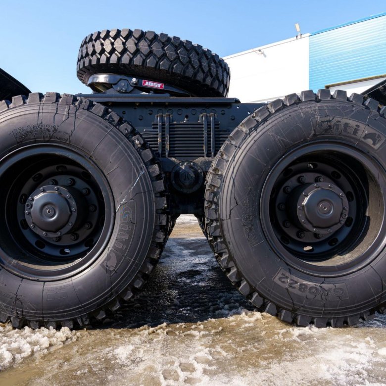 Седельный тягач камаз